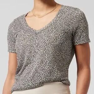 Athleta Black and White Short Sleeve Tee